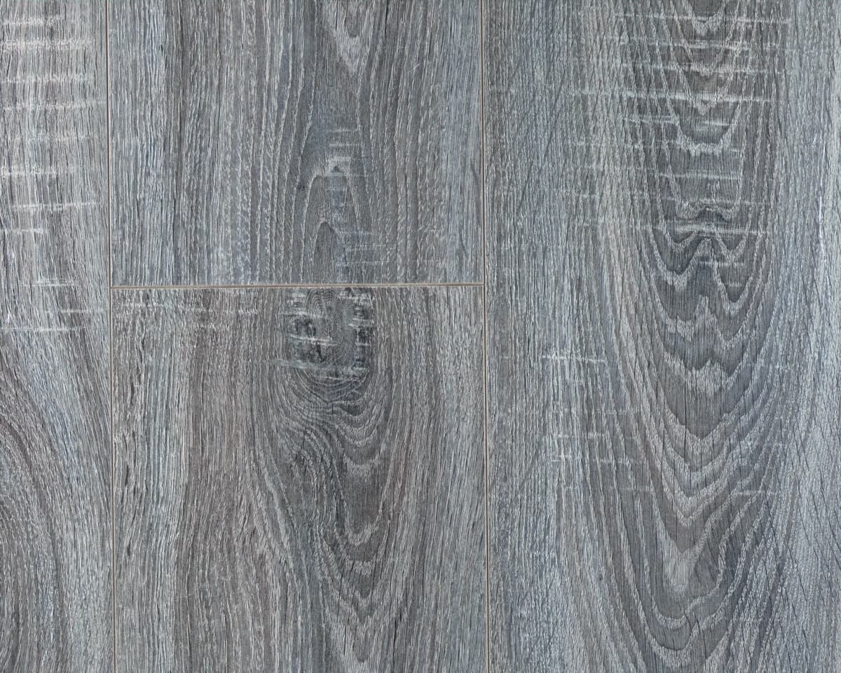 Laminate Flooring - Durable waterproof laminate