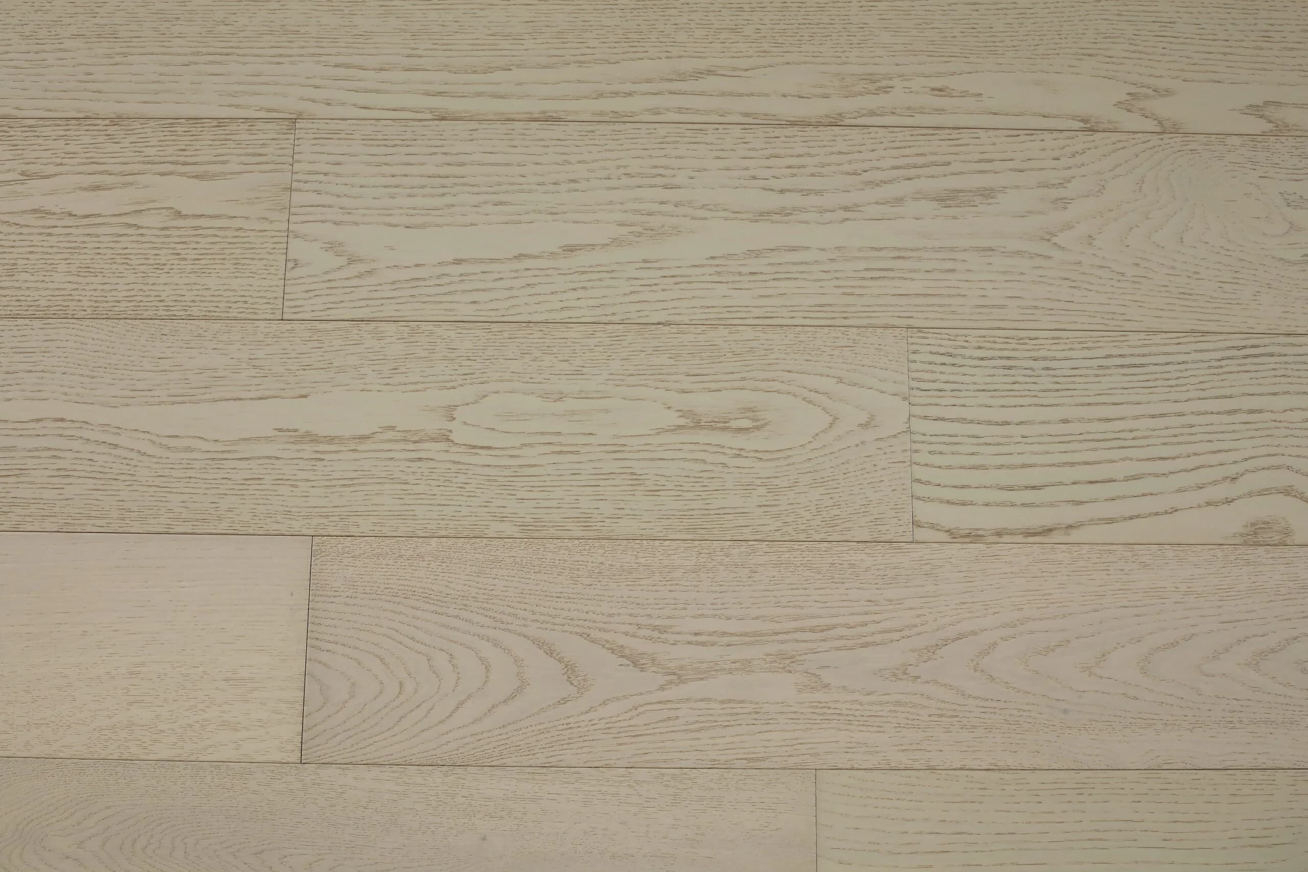 BBS Flooring Simba Liverpool - Oak 5/8" Engineered Hardwood premium engineered hardwood in Markham, Toronto, and Durham